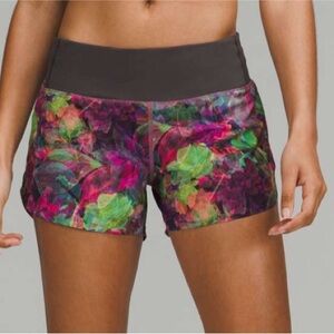 Lululemon Speed Up Mid-Rise Lined Short 4" Sz 12